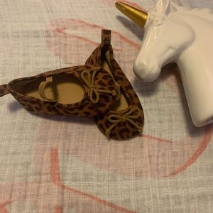 Girls old navy flats 3-6m